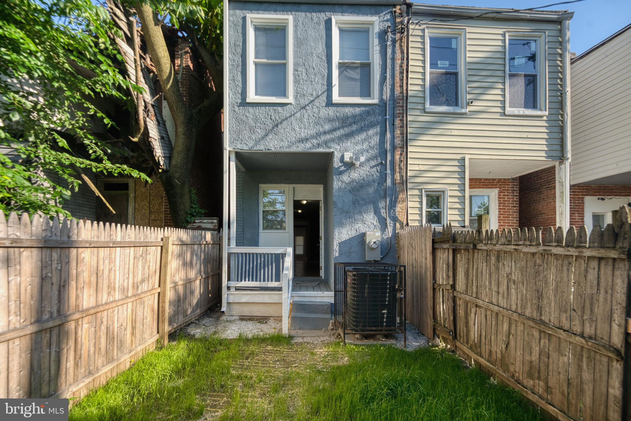 ROSEMONT - Residential