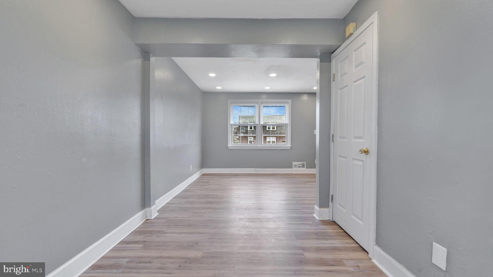 IVERSON VILLAGE - Residential