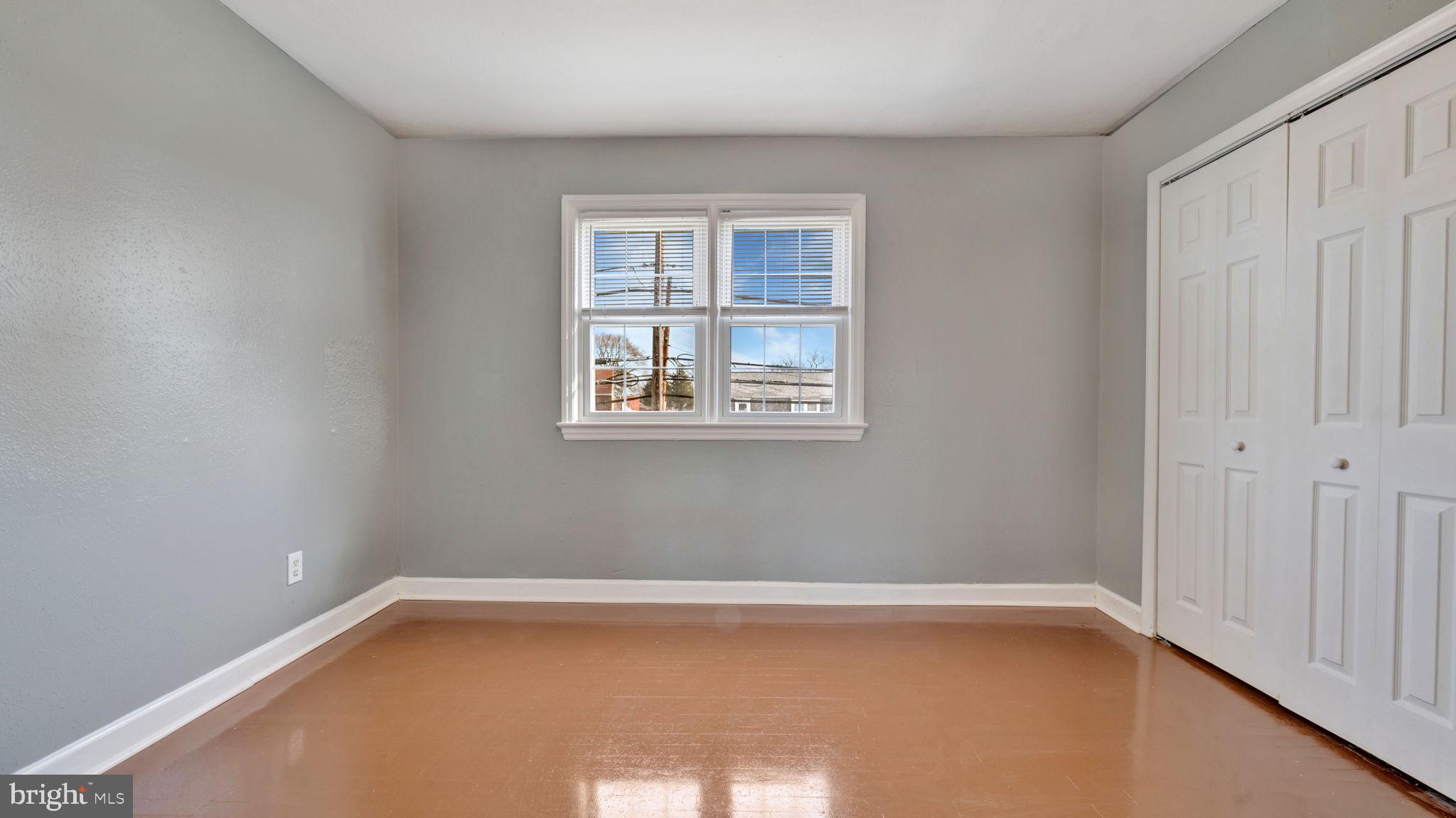 IVERSON VILLAGE - Residential