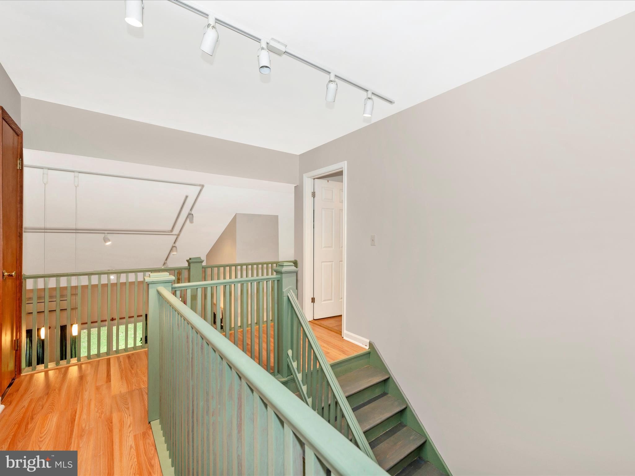 SHANNONDALE - Residential