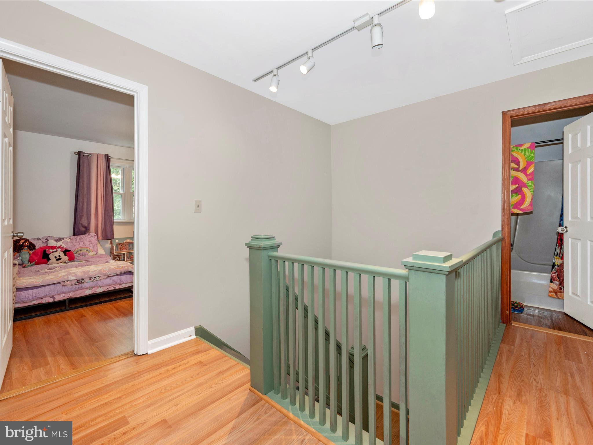 SHANNONDALE - Residential