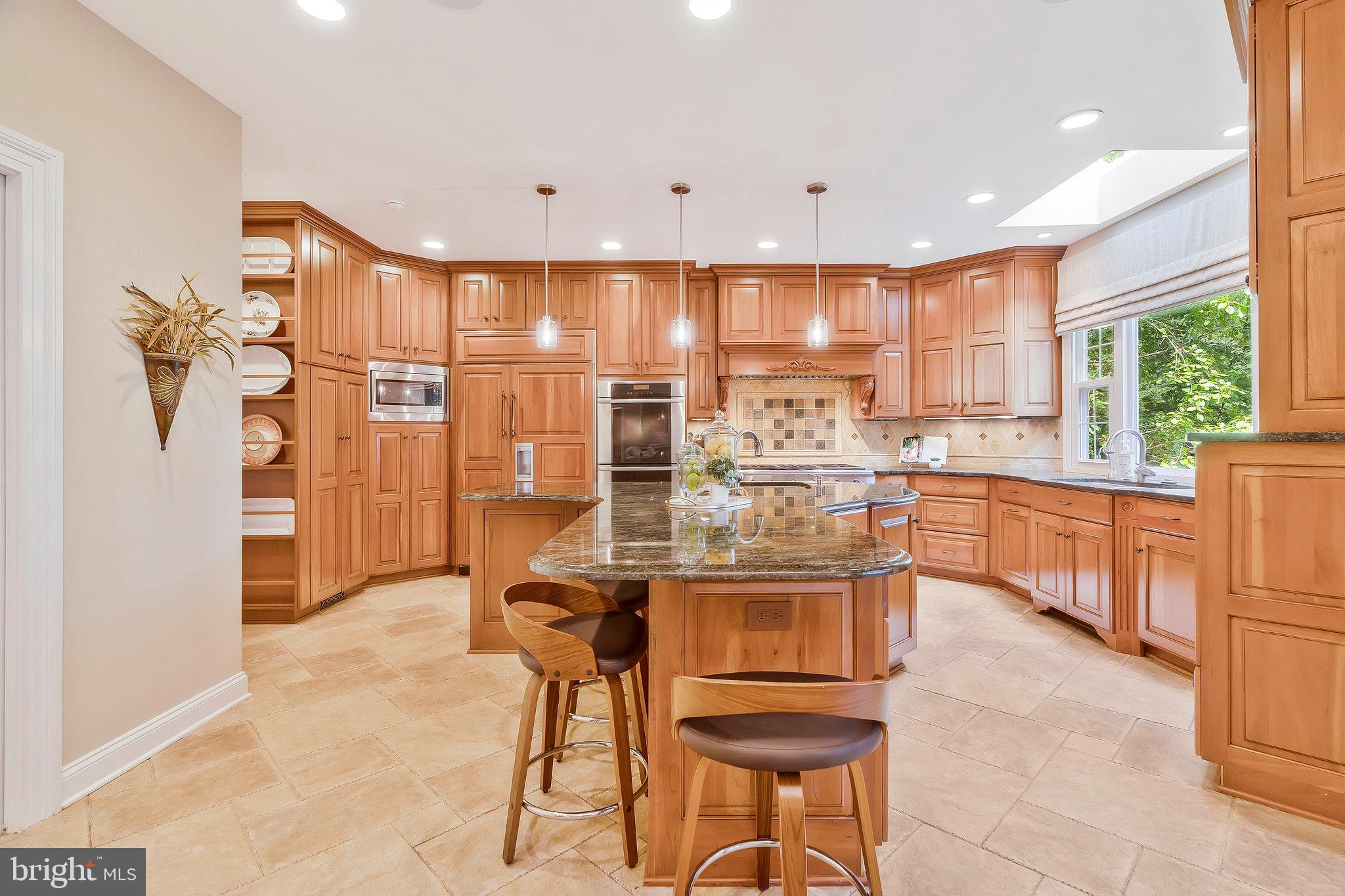 MC LEAN HAMLET - Residential