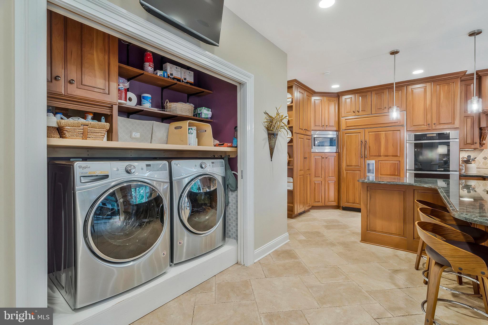 MC LEAN HAMLET - Residential