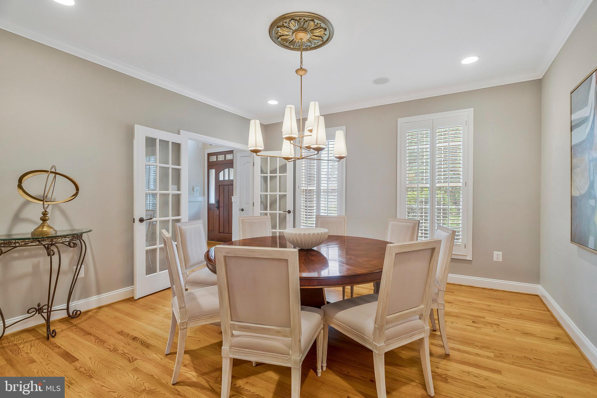 MC LEAN HAMLET - Residential