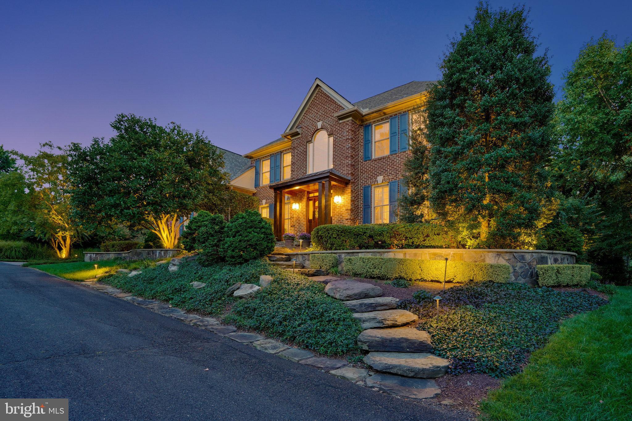 MC LEAN HAMLET - Residential