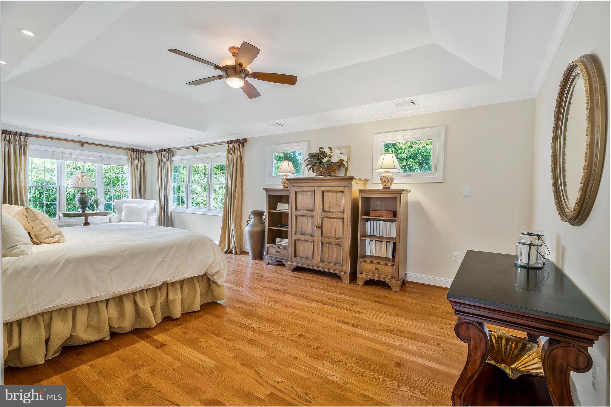 MC LEAN HAMLET - Residential