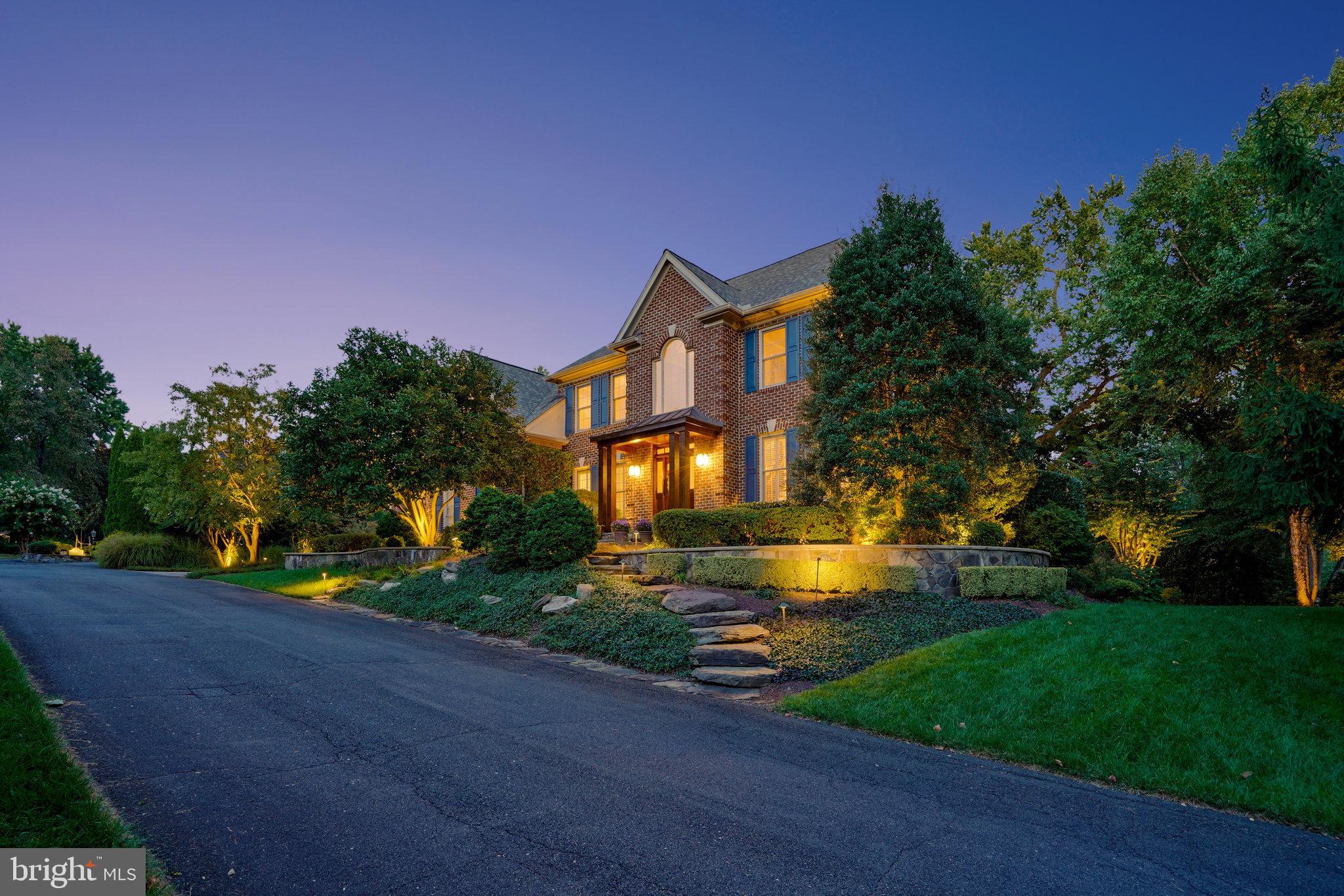 MC LEAN HAMLET - Residential