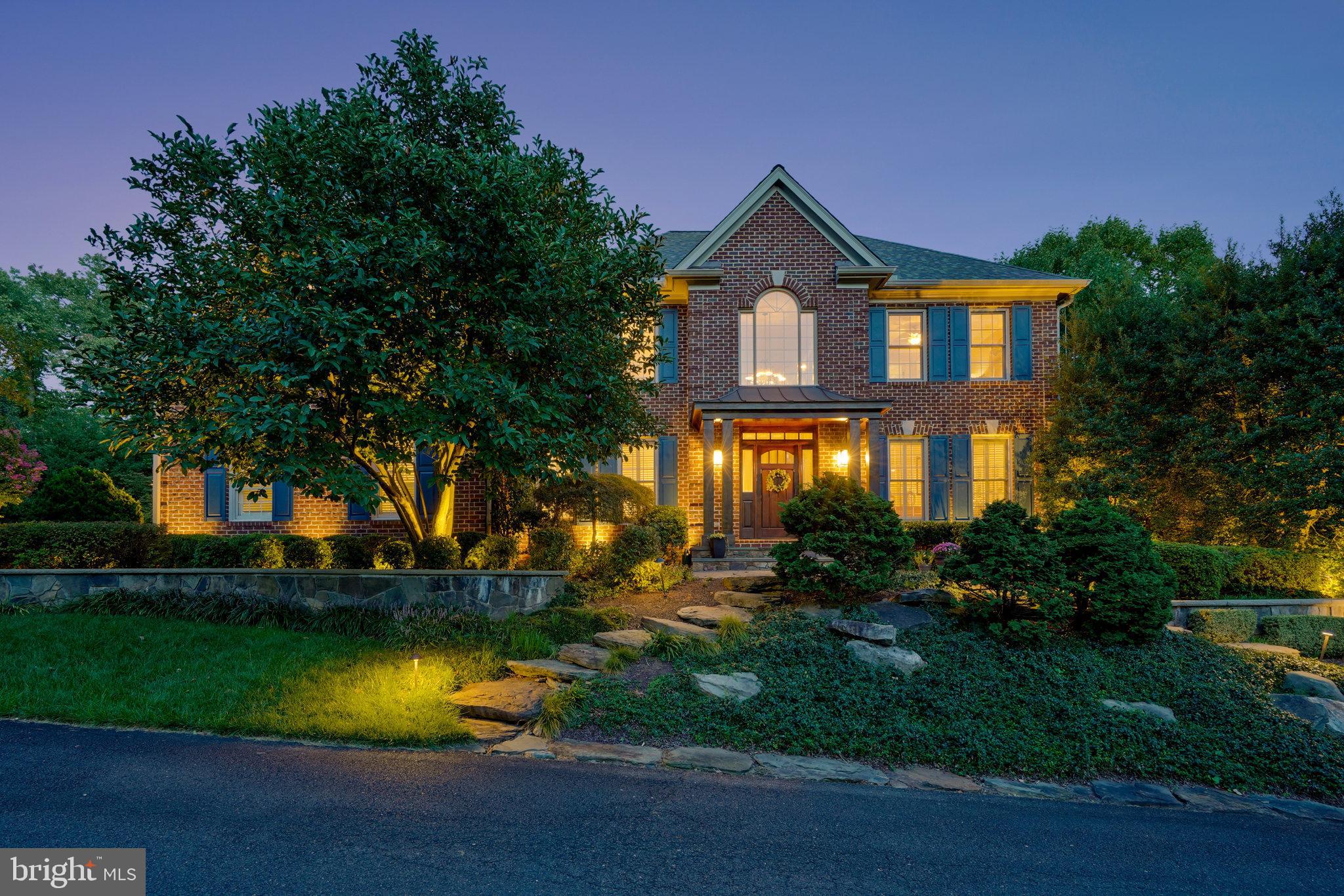 MC LEAN HAMLET - Residential