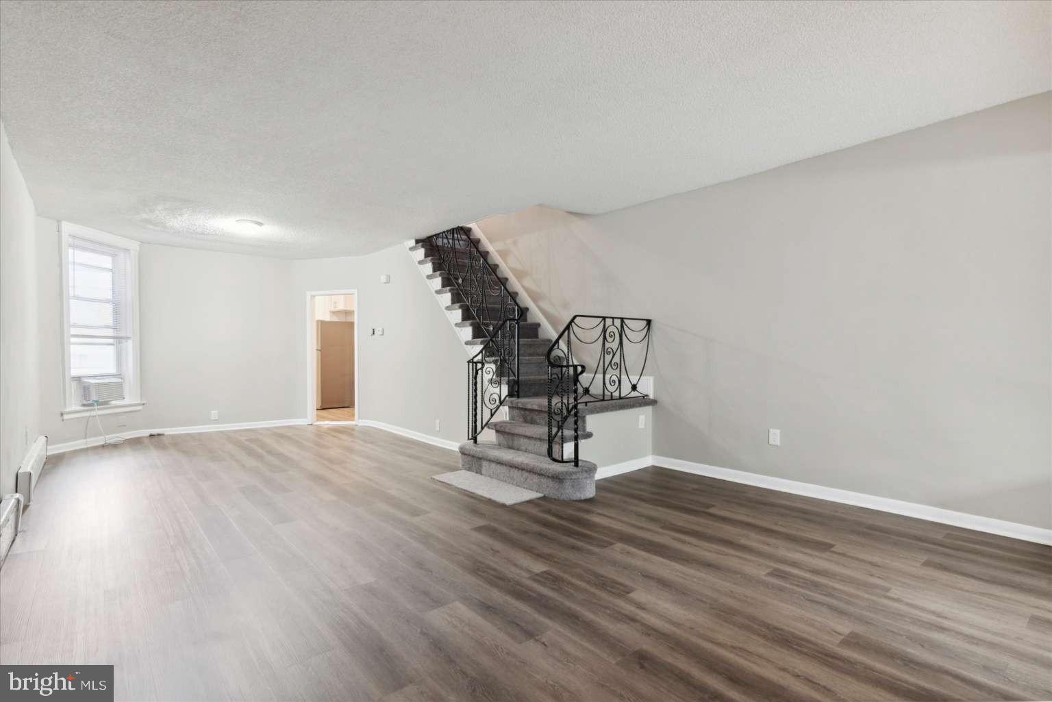 OVERBROOK - Residential