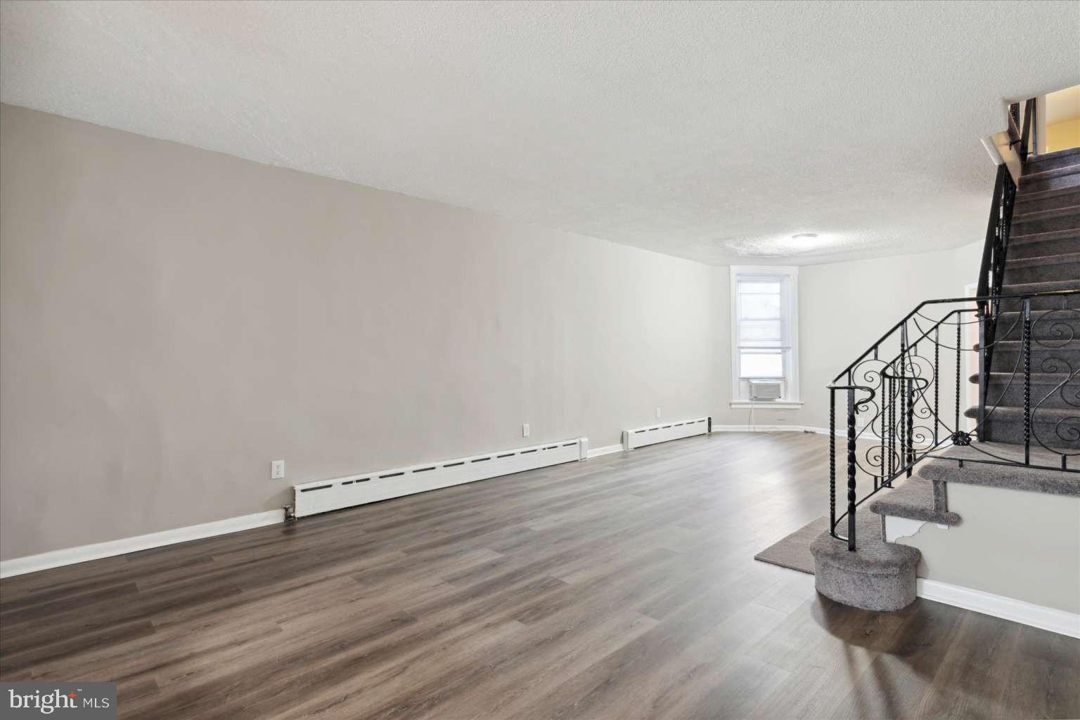 OVERBROOK - Residential