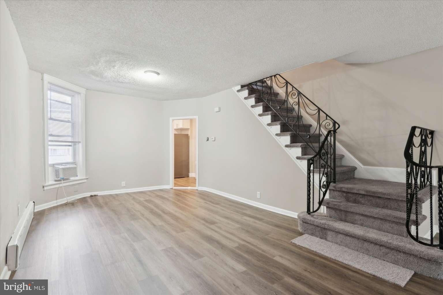 OVERBROOK - Residential