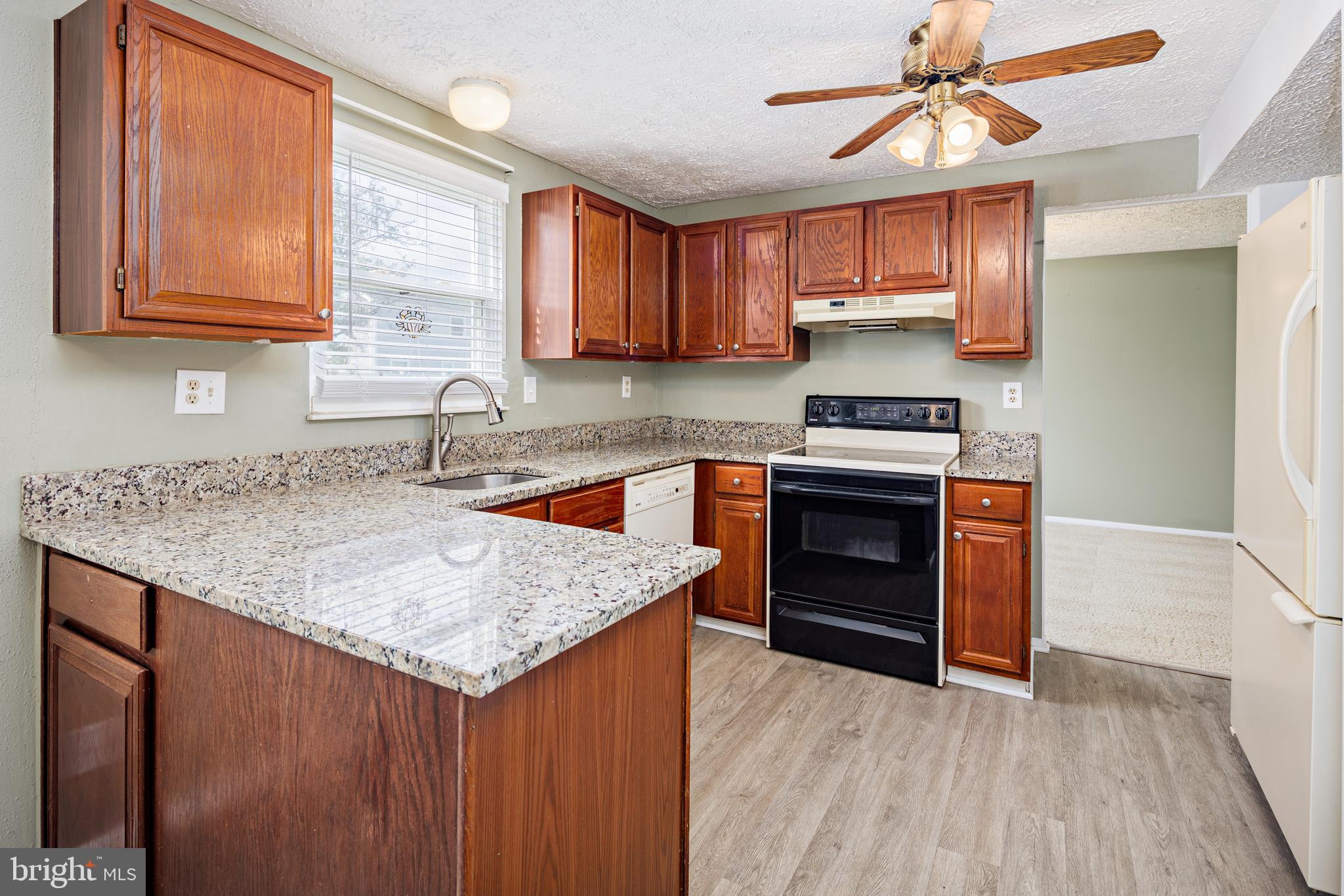 HARMANS WOODS - Residential