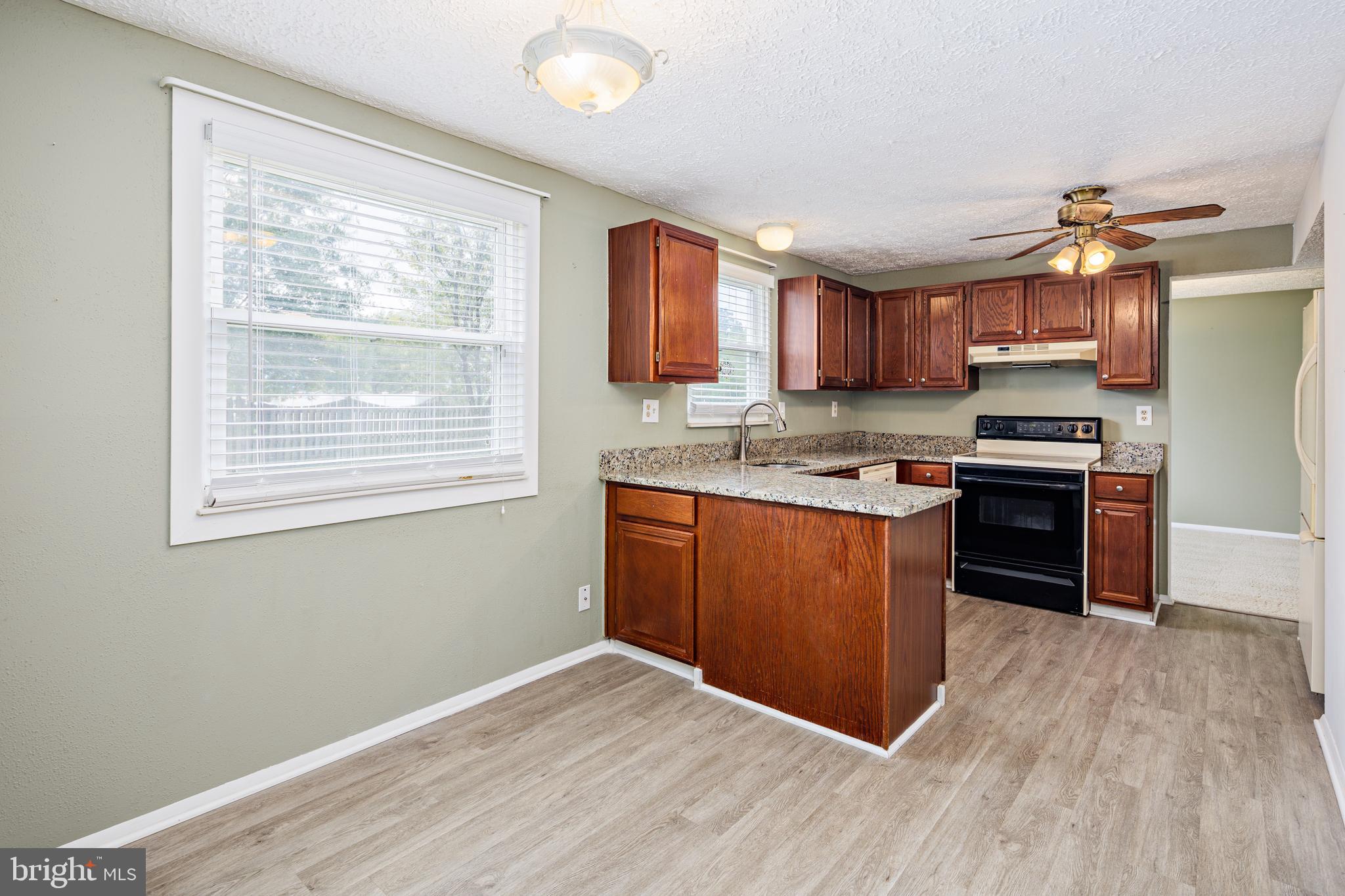 HARMANS WOODS - Residential