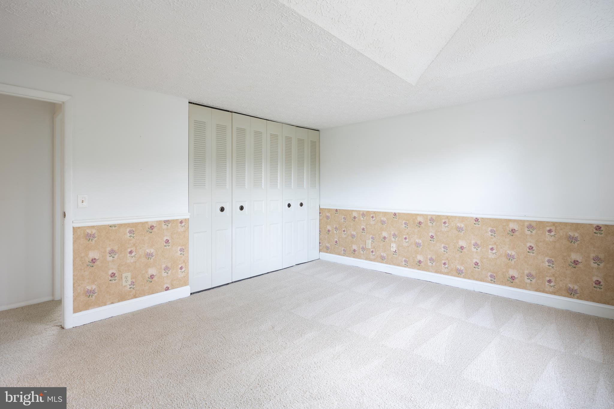 HARMANS WOODS - Residential