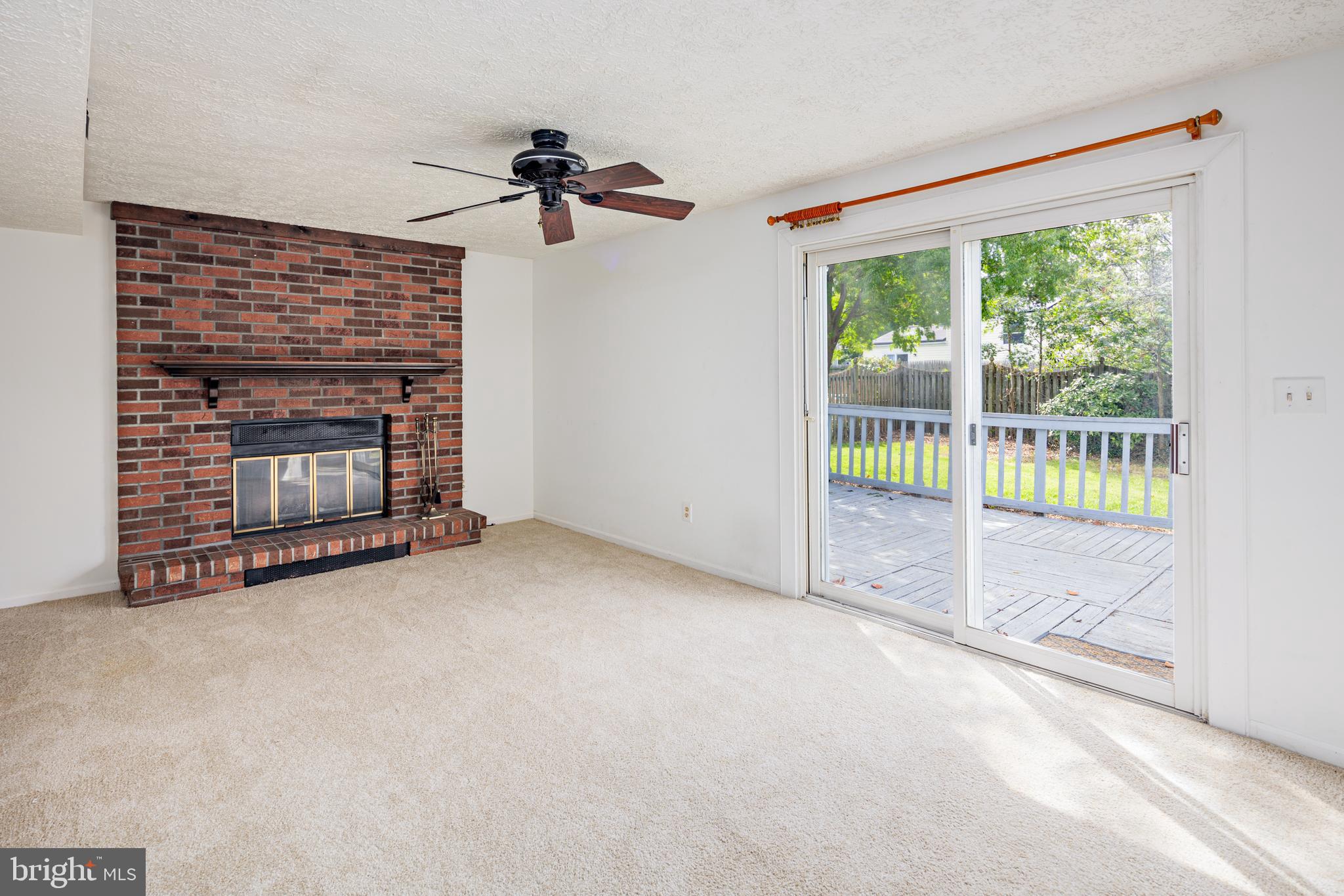 HARMANS WOODS - Residential