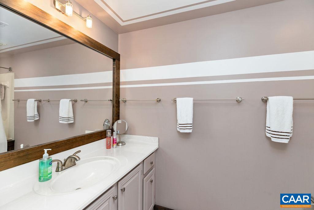 WINTERGREEN RESORT - Residential