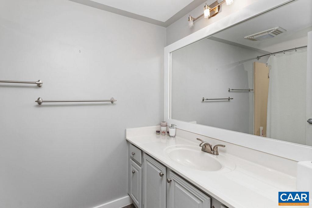 WINTERGREEN RESORT - Residential