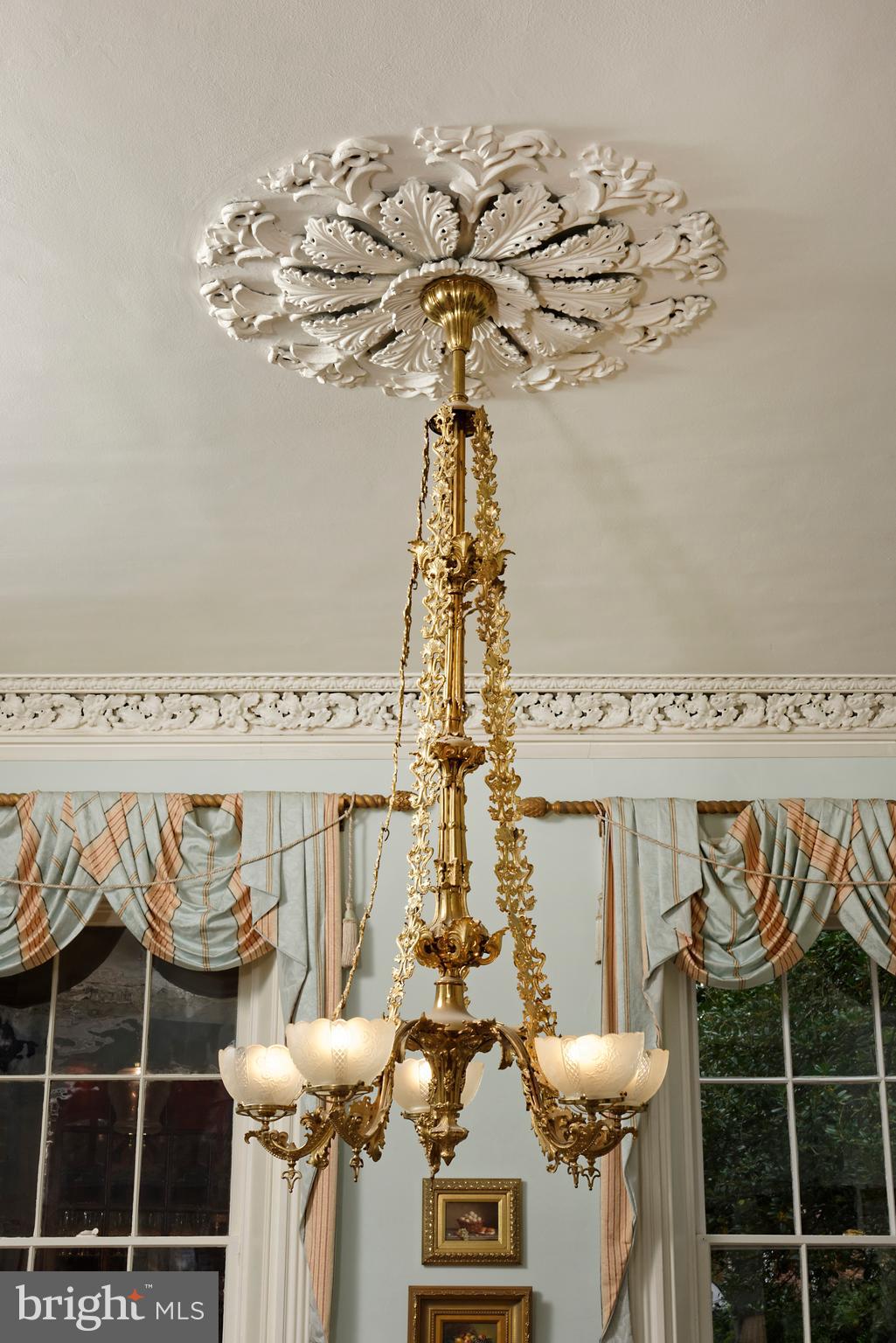 OLD TOWN ALEXANDRIA - Residential