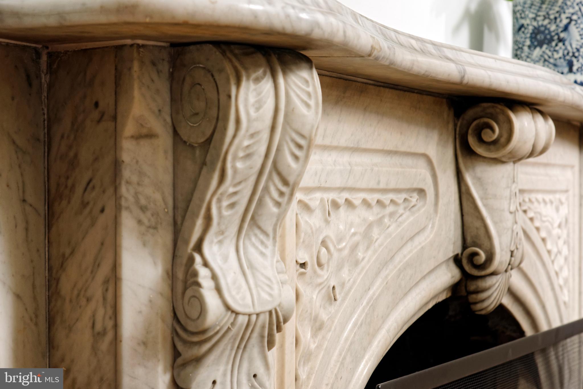 OLD TOWN ALEXANDRIA - Residential