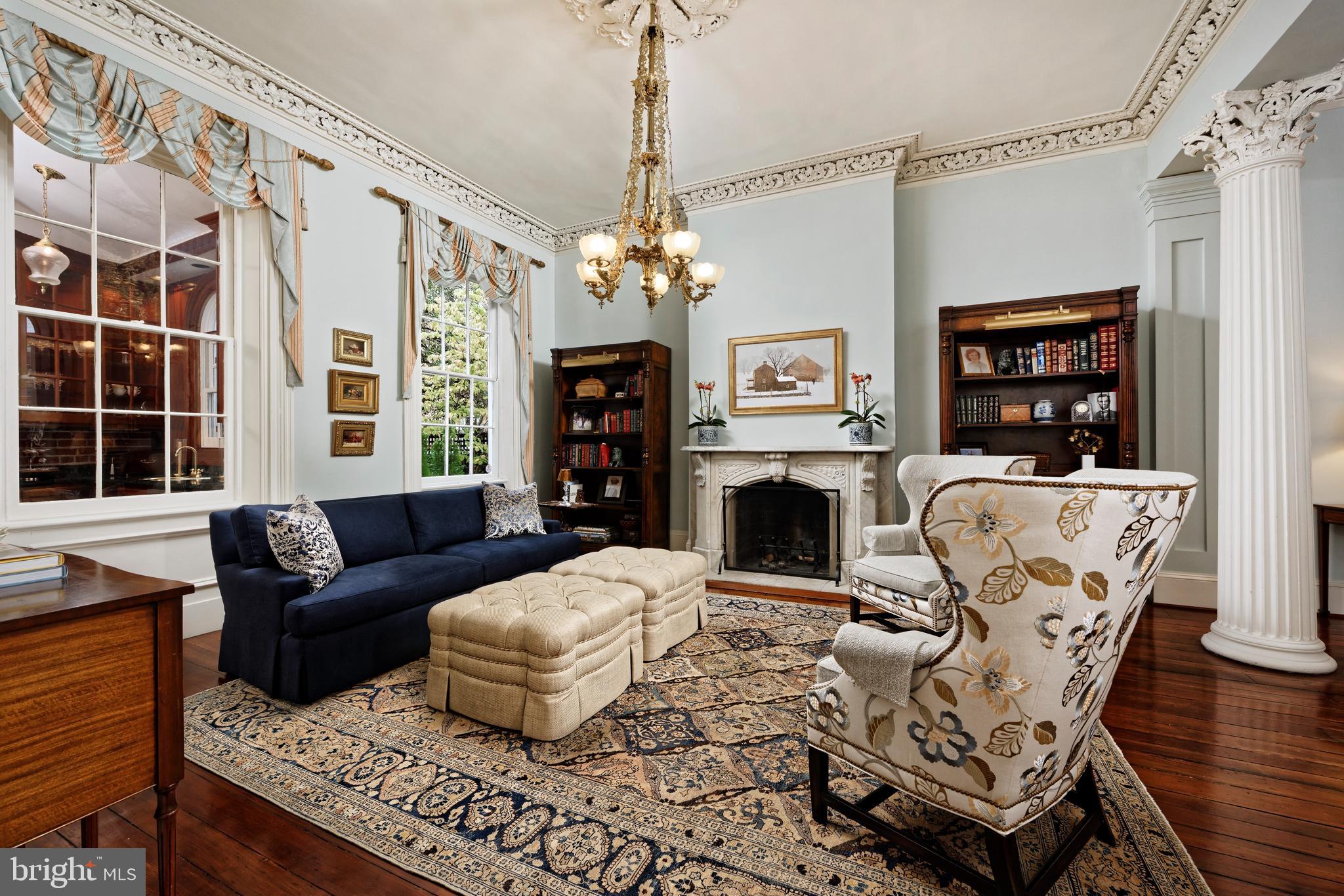 OLD TOWN ALEXANDRIA - Residential