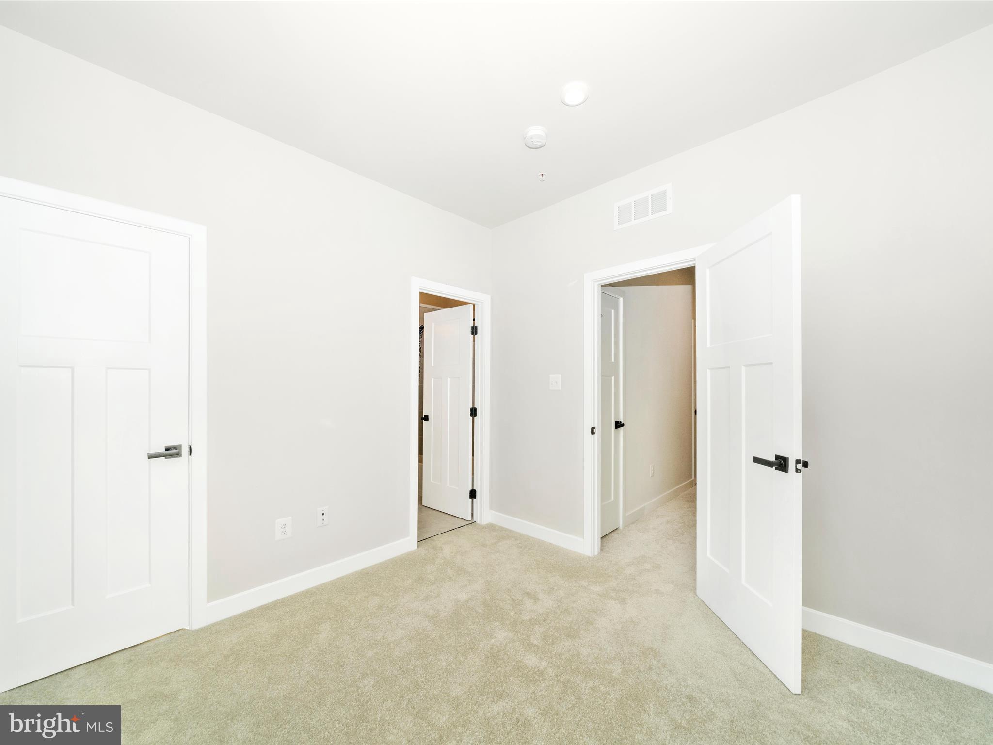 MONTGOMERY VILLAGE - Residential