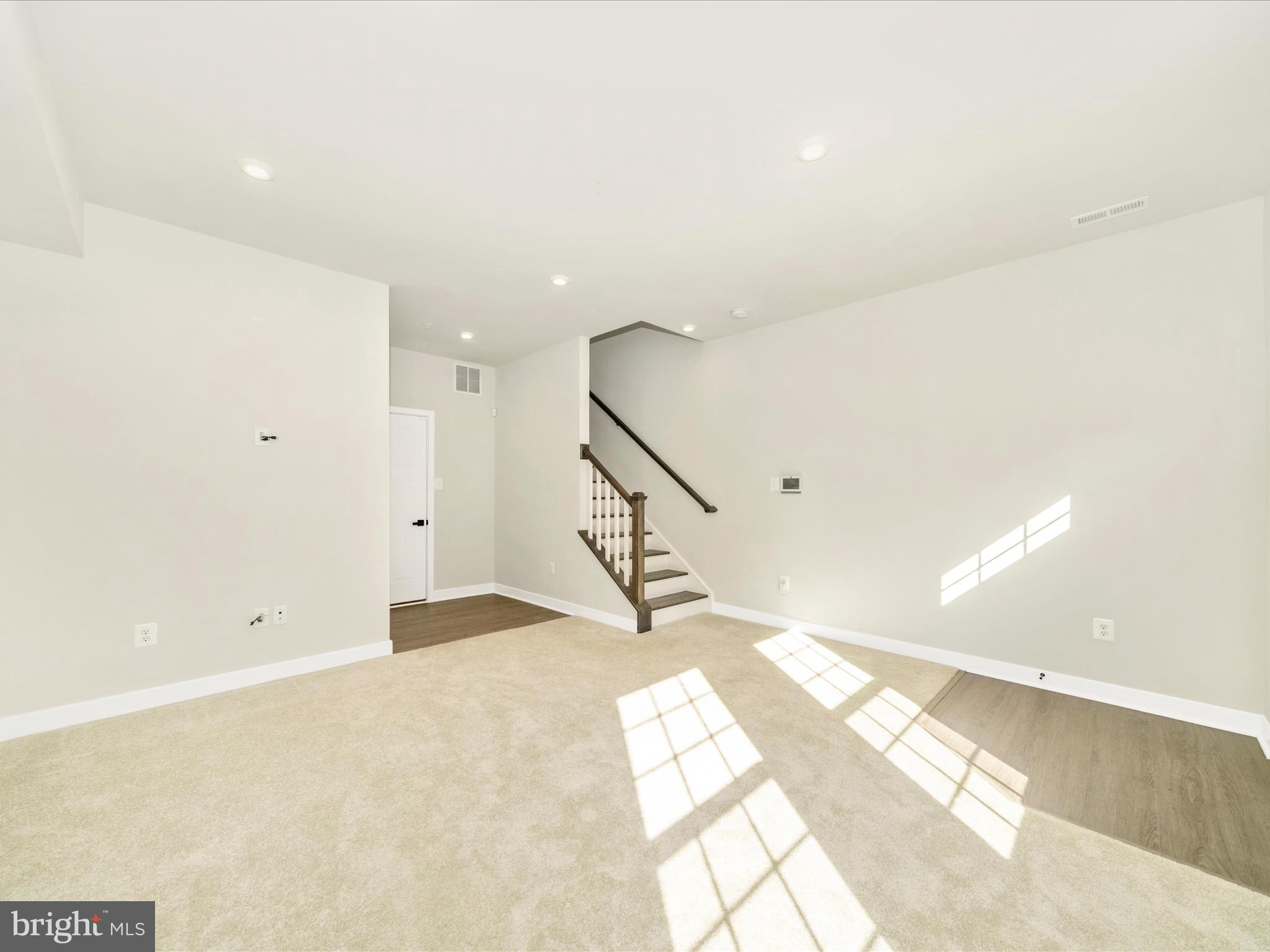 MONTGOMERY VILLAGE - Residential