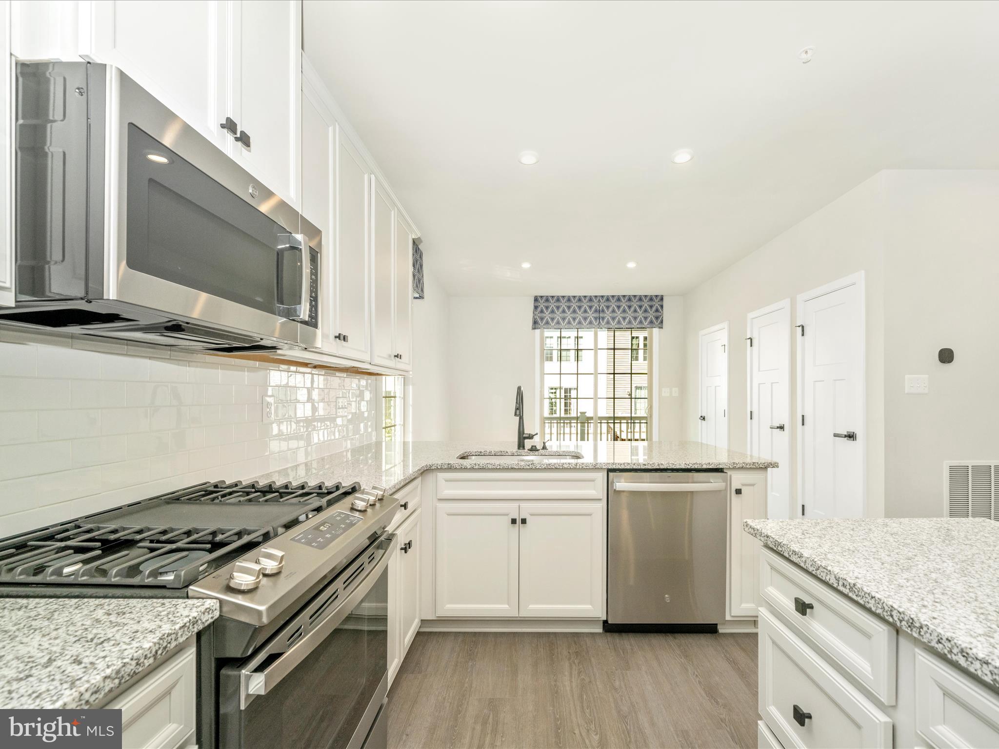 MONTGOMERY VILLAGE - Residential