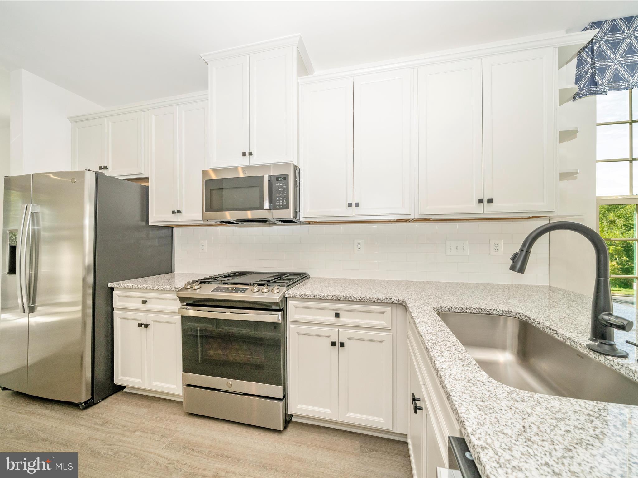 MONTGOMERY VILLAGE - Residential