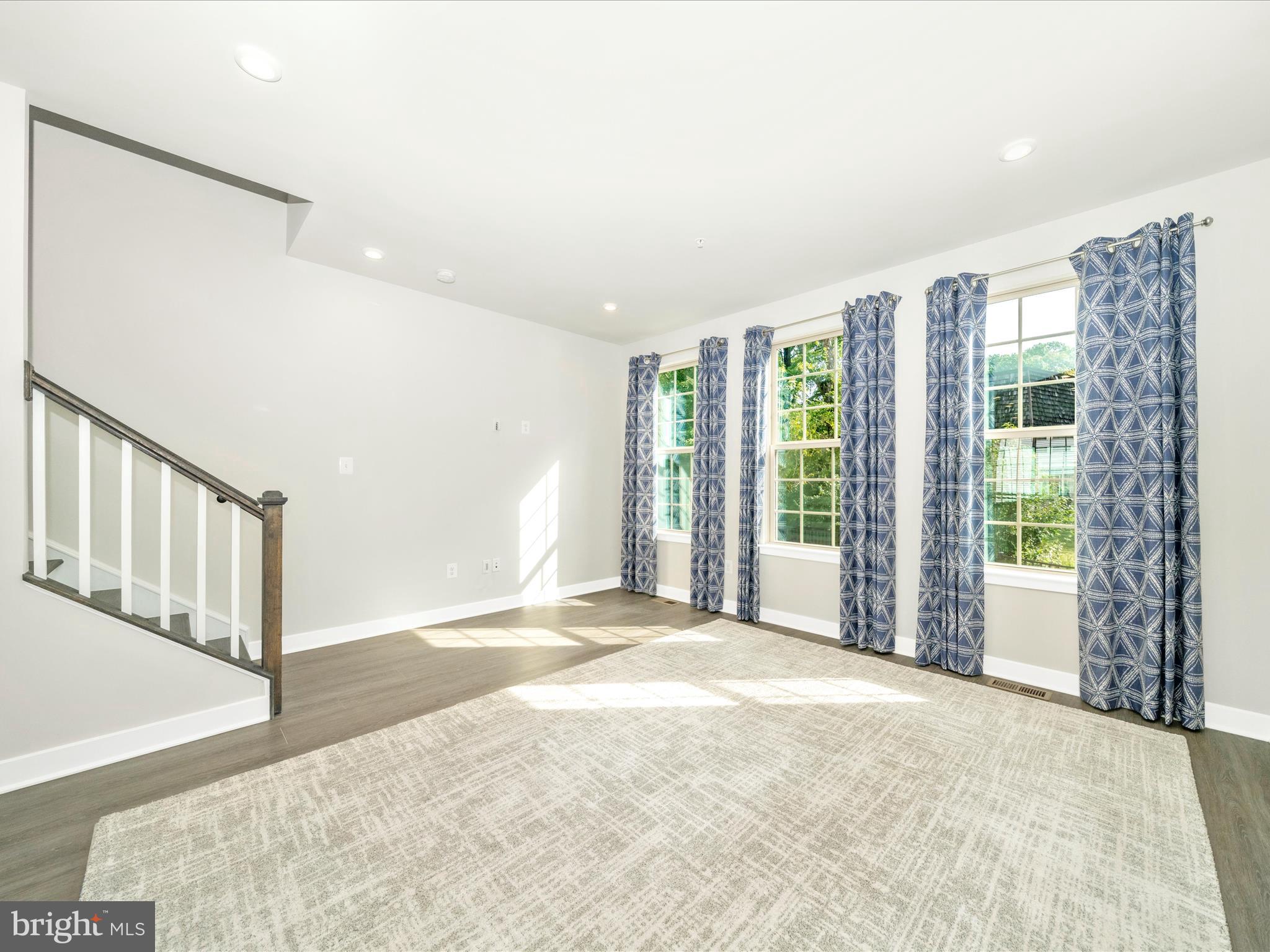 MONTGOMERY VILLAGE - Residential