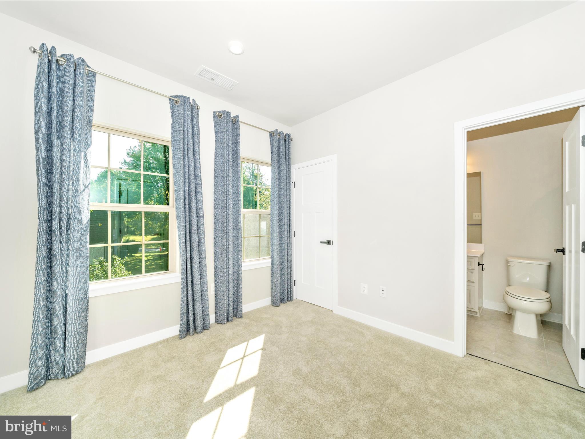 MONTGOMERY VILLAGE - Residential