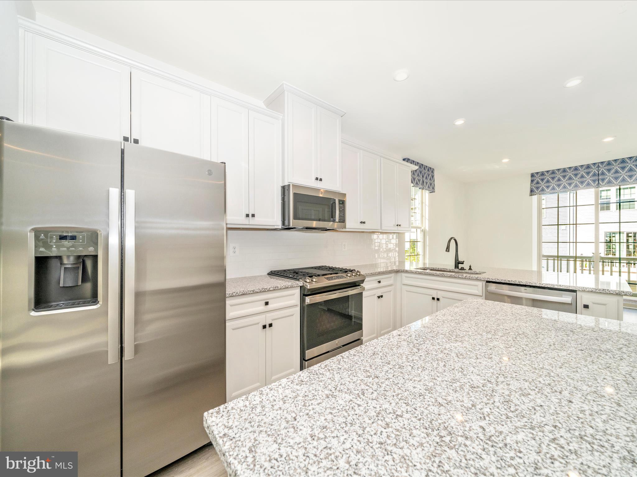 MONTGOMERY VILLAGE - Residential