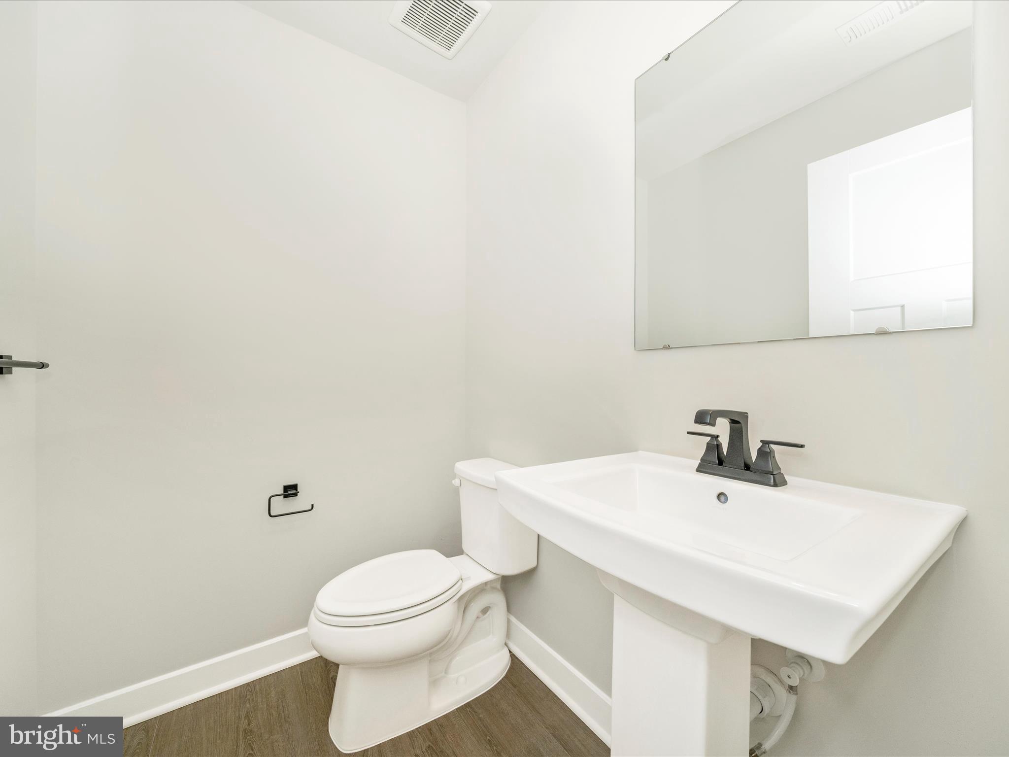 MONTGOMERY VILLAGE - Residential