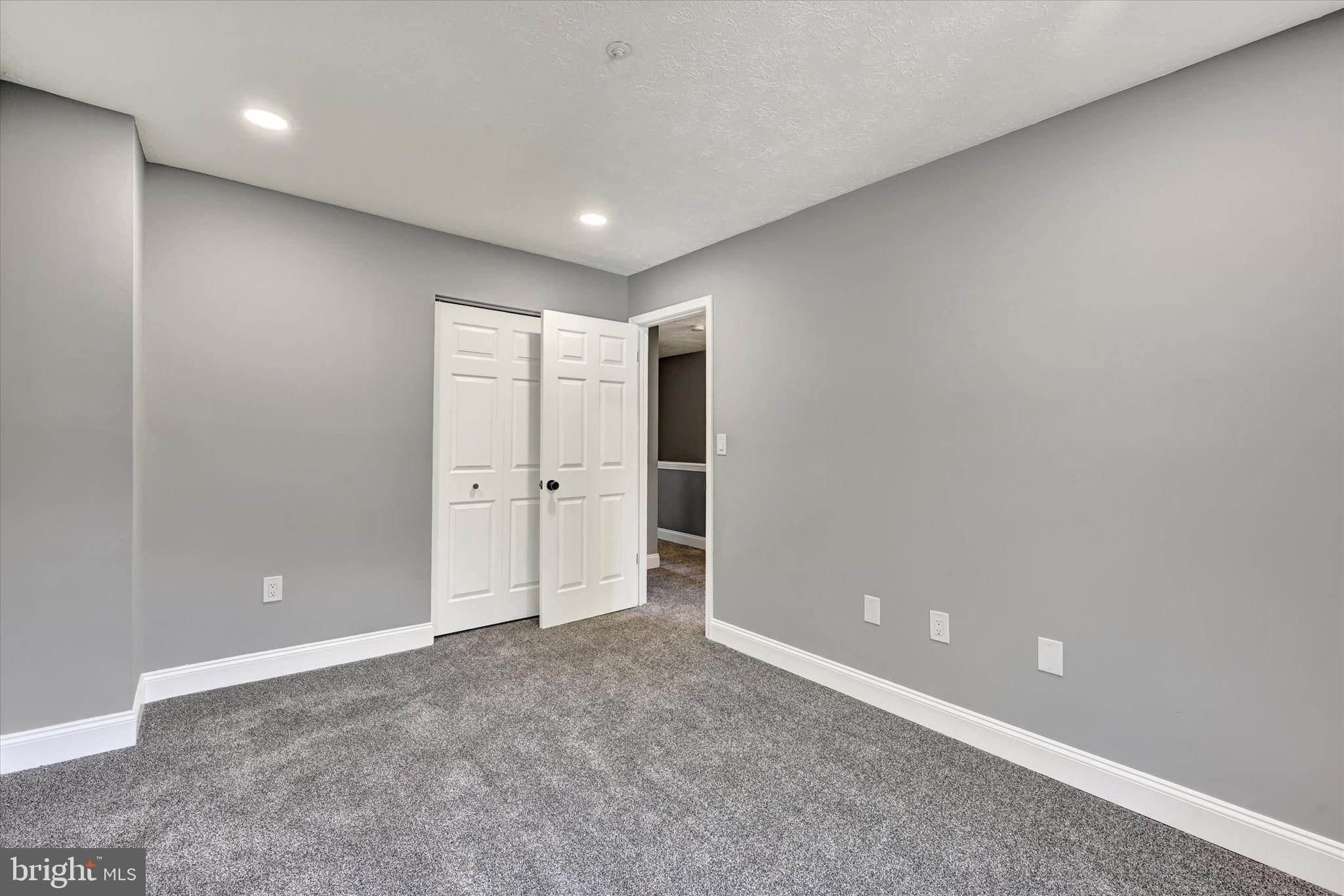 AVONDALE RUN - Residential