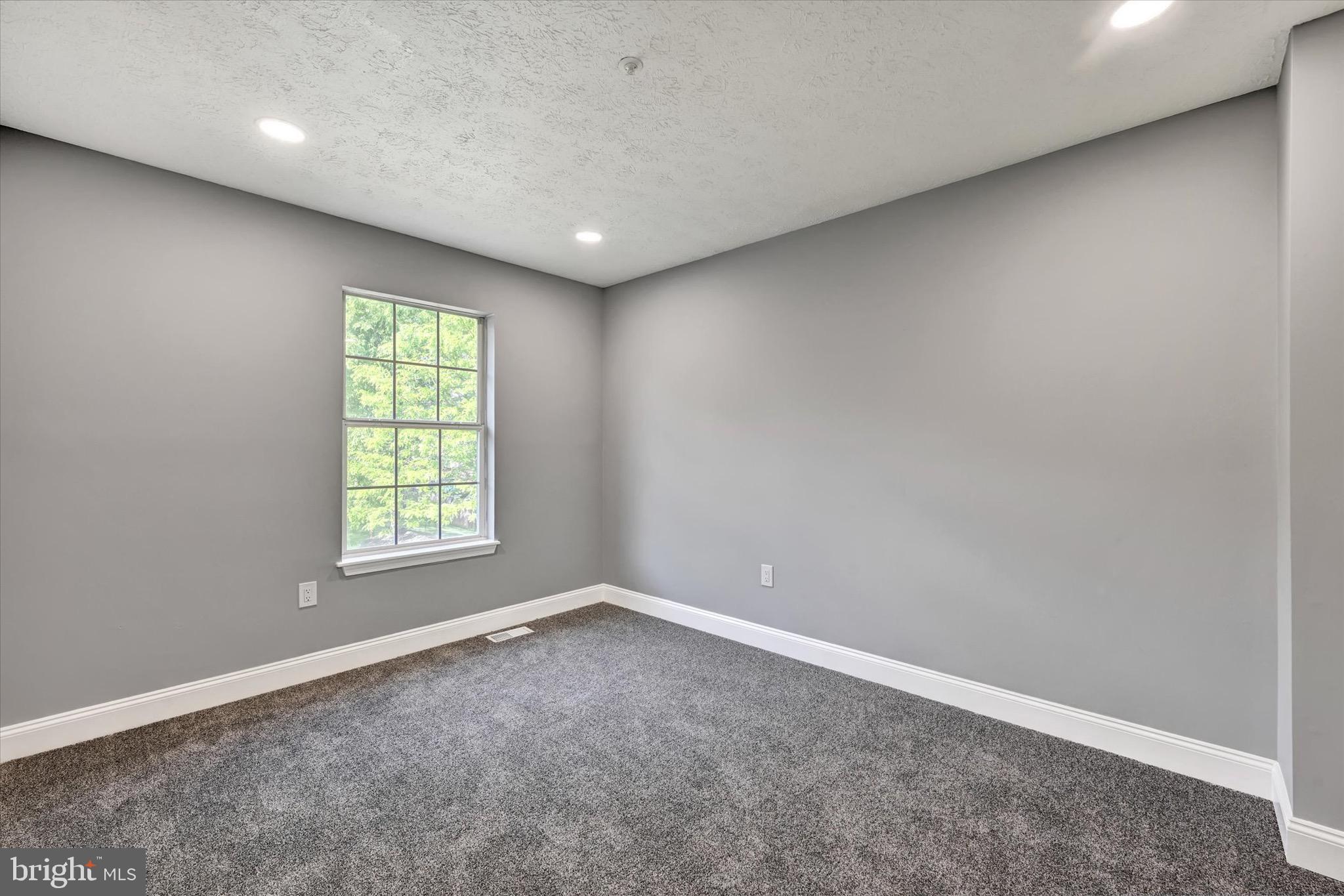 AVONDALE RUN - Residential