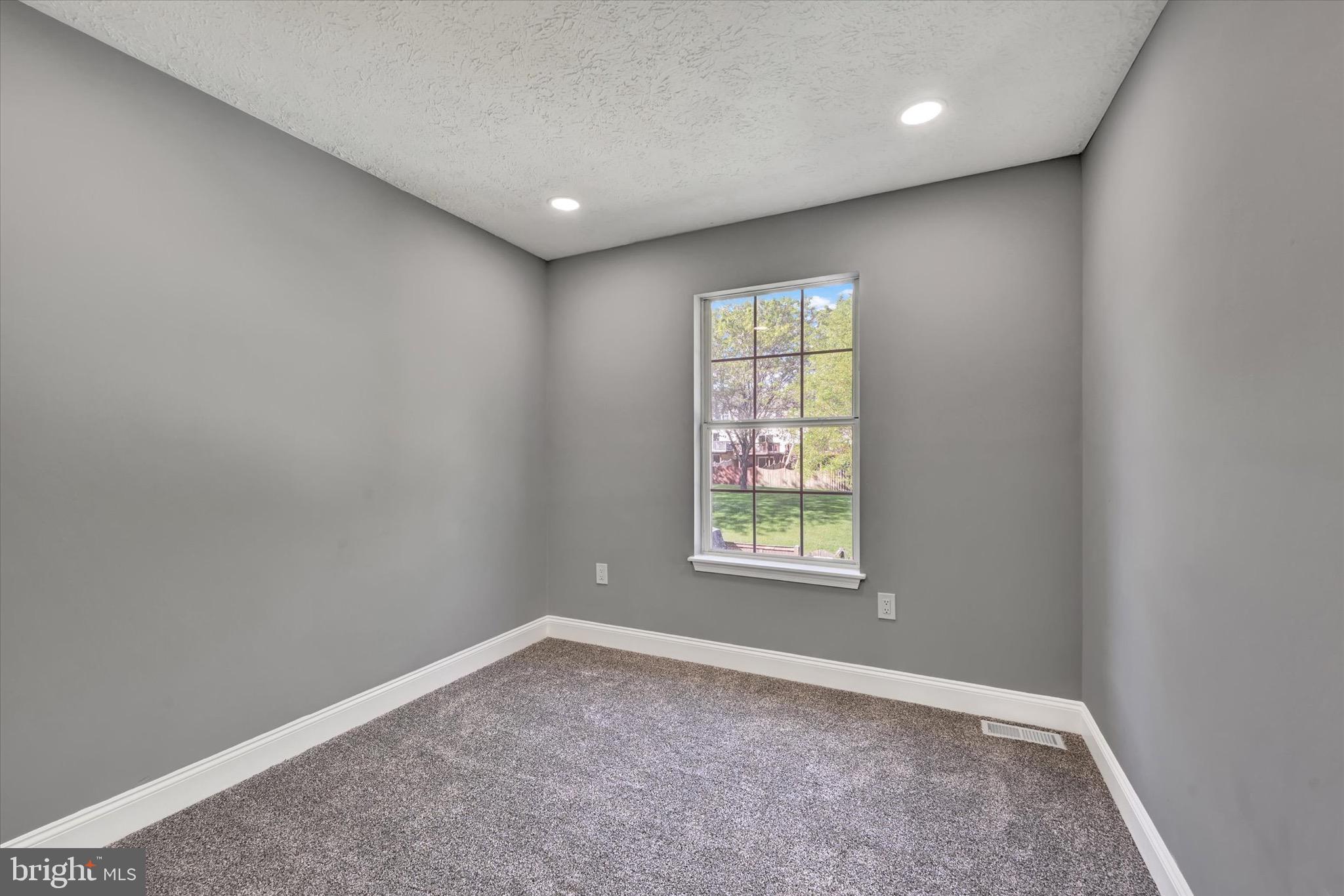 AVONDALE RUN - Residential