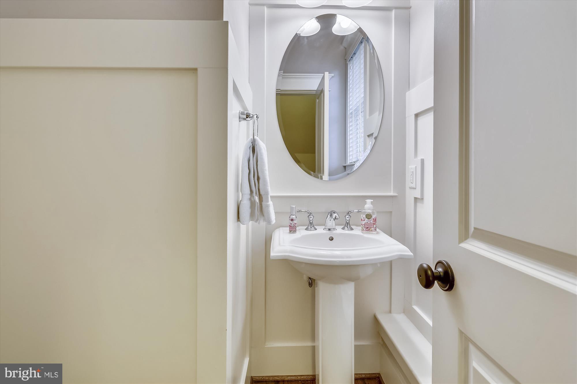 CLARENDON - Residential