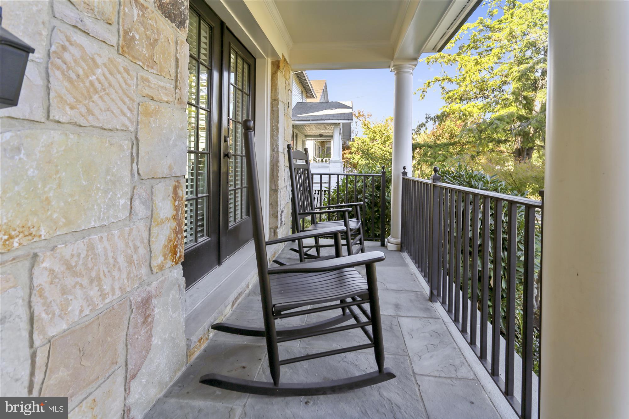 CLARENDON - Residential