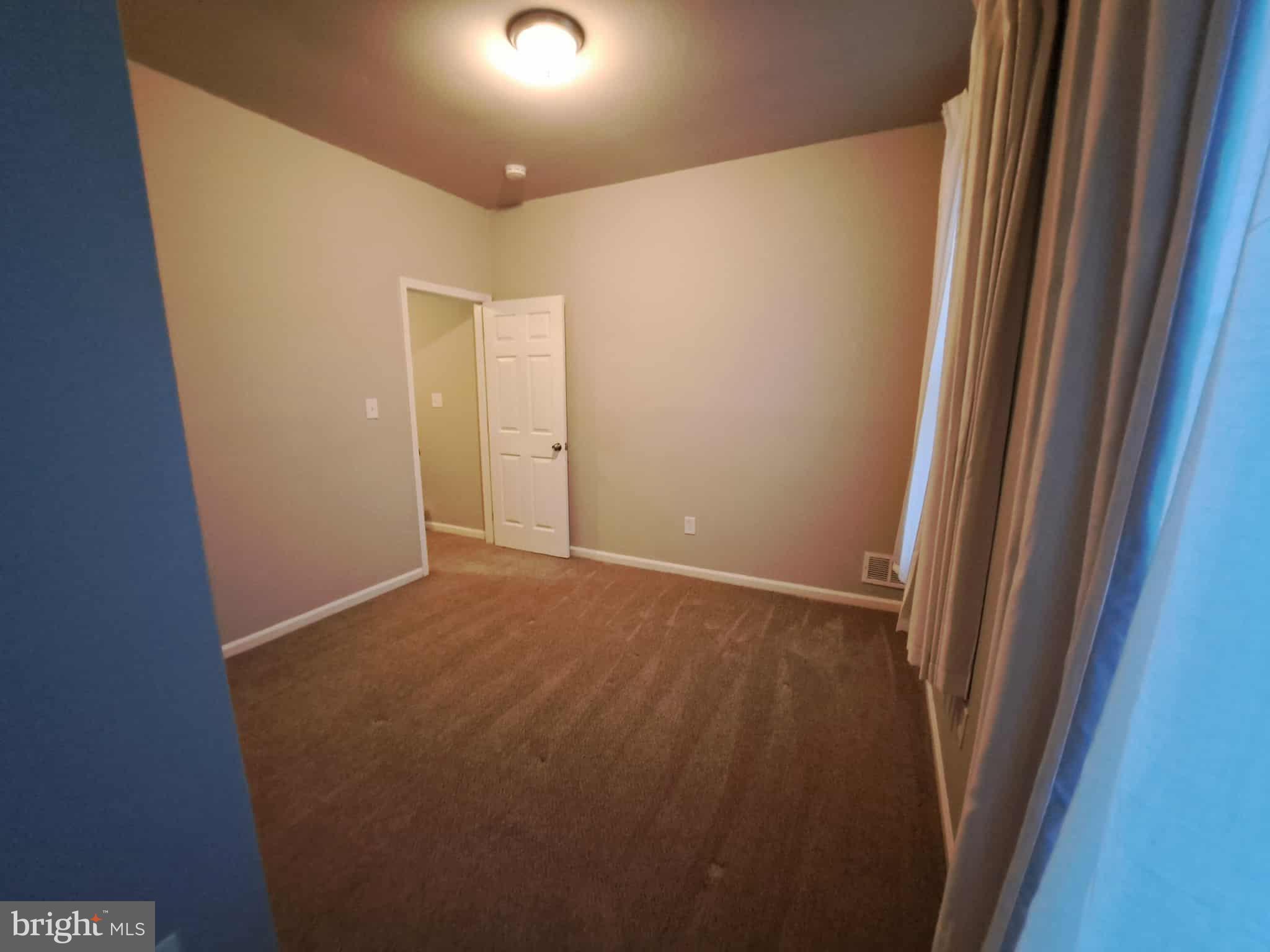 BUTCHERS HILL - Residential Lease