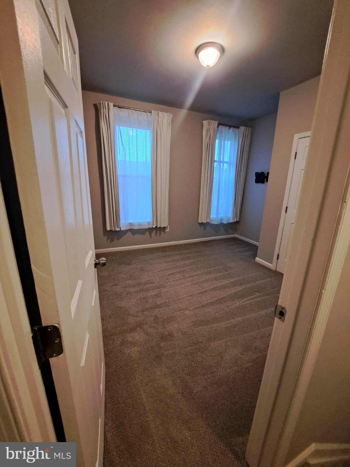 BUTCHERS HILL - Residential Lease