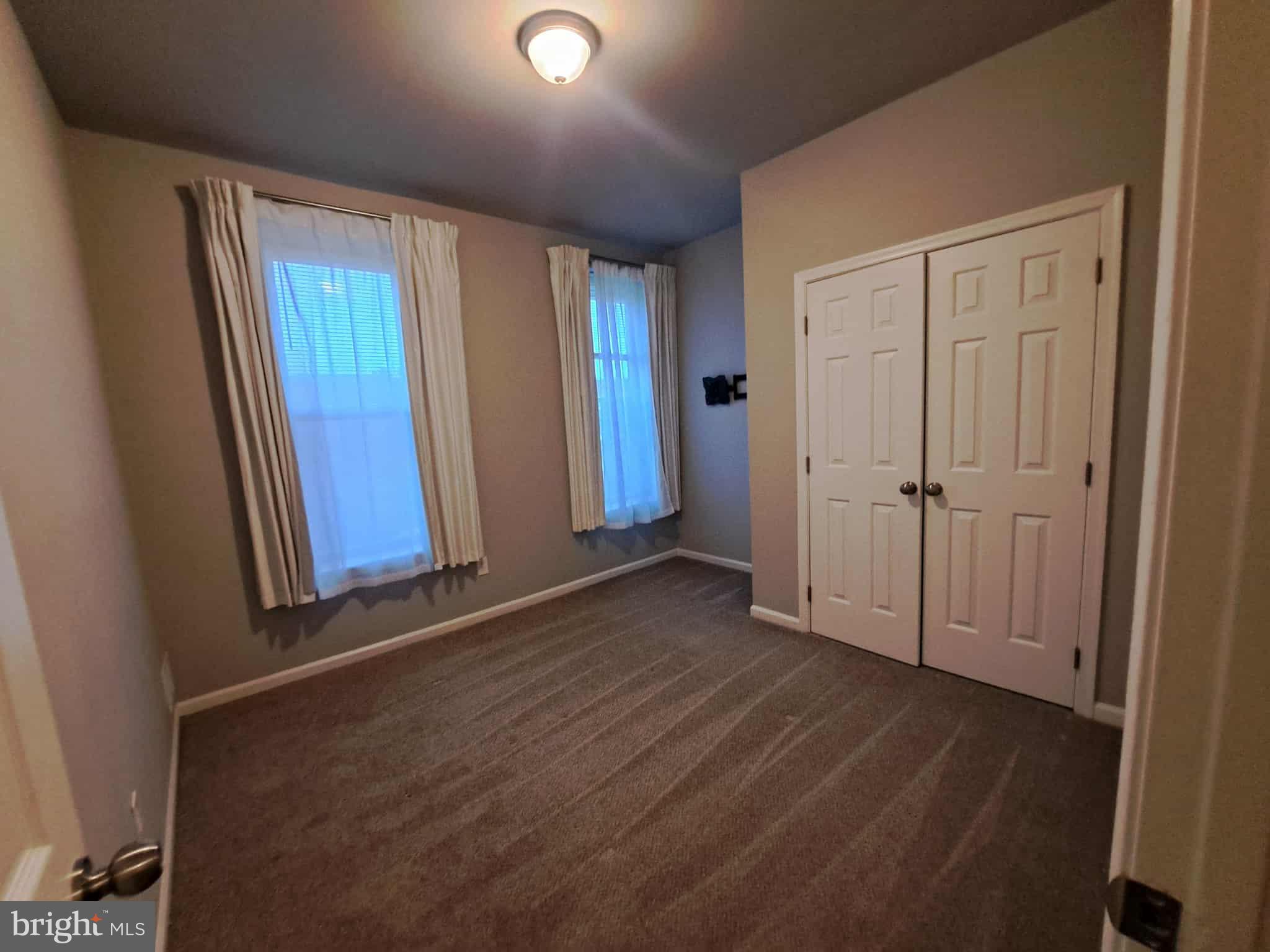 BUTCHERS HILL - Residential Lease