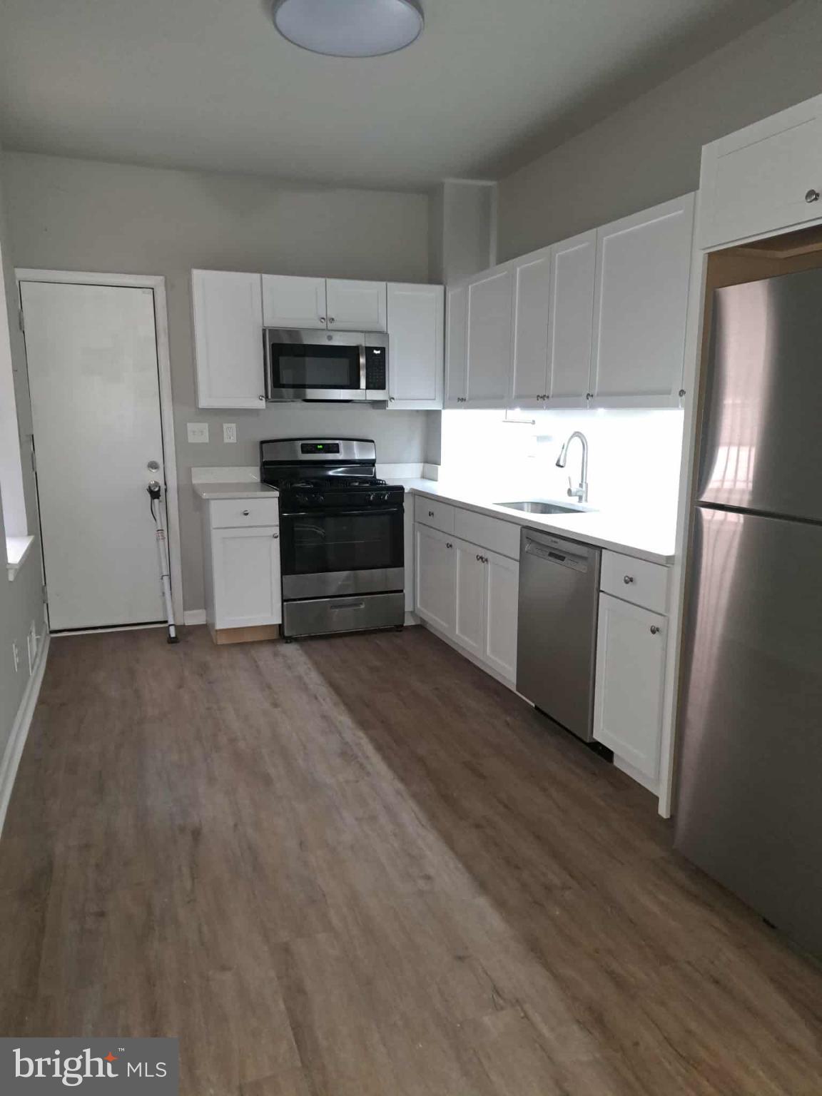 BUTCHERS HILL - Residential Lease