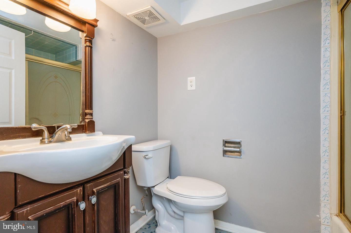 HAMPDEN HISTORIC DISTRICT - Residential