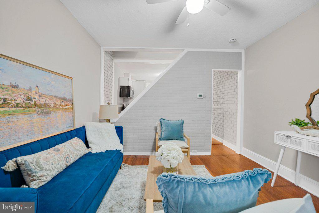 HAMPDEN HISTORIC DISTRICT - Residential