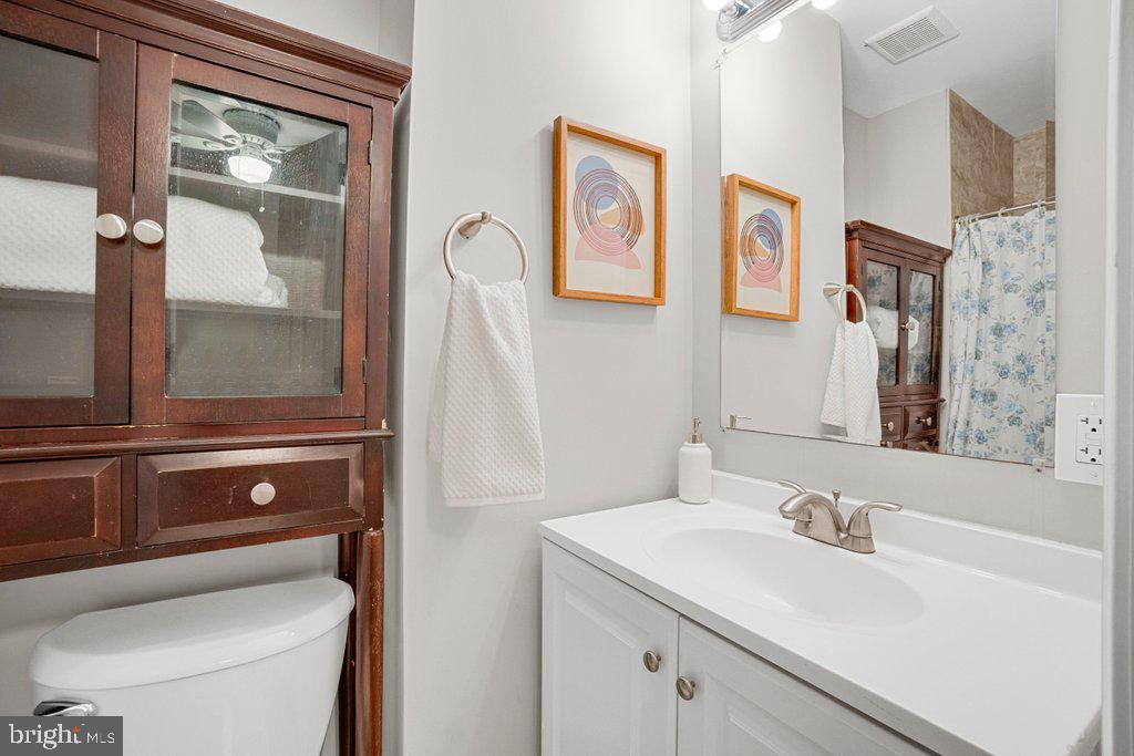 HAMPDEN HISTORIC DISTRICT - Residential