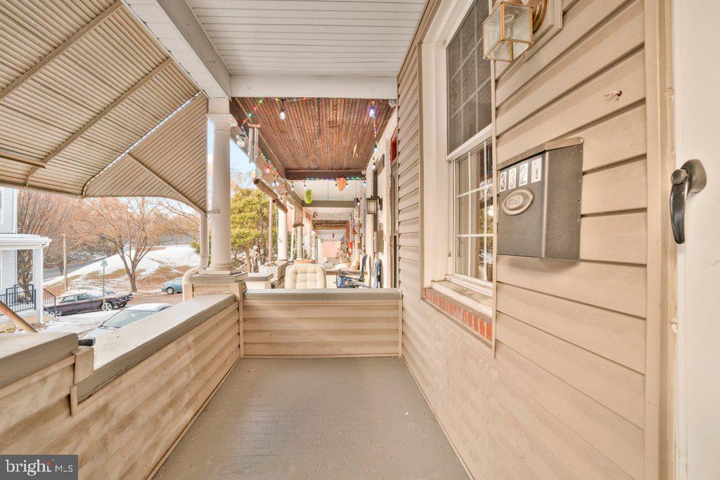 HAMPDEN HISTORIC DISTRICT - Residential