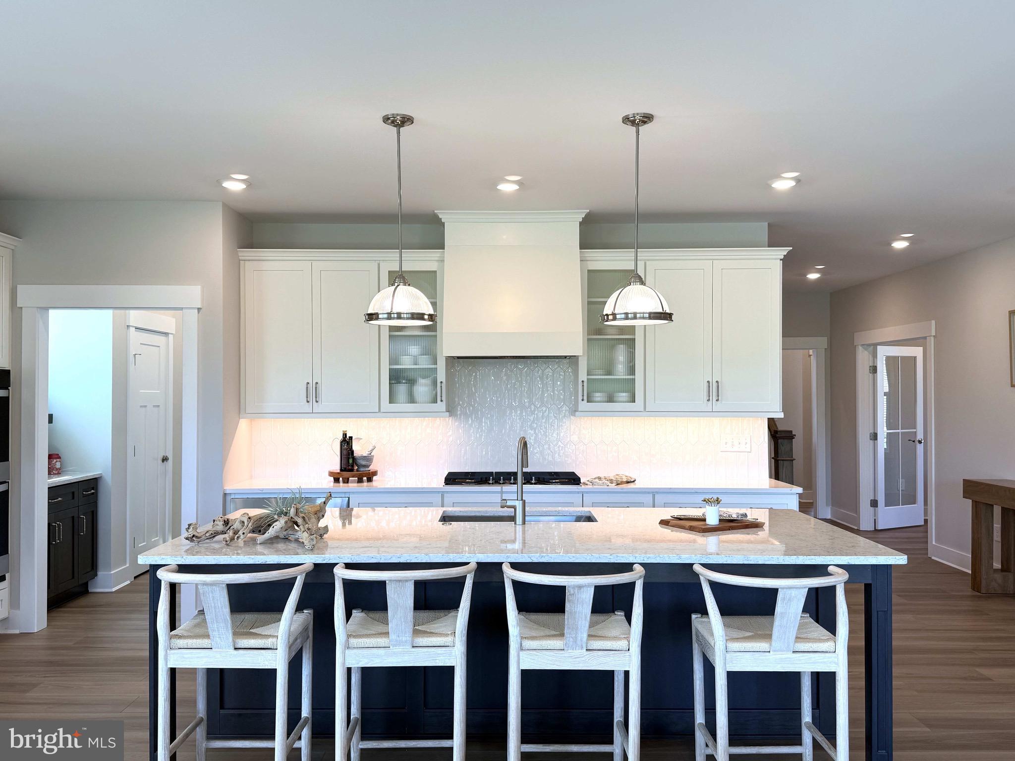 EAST GATE - Residential