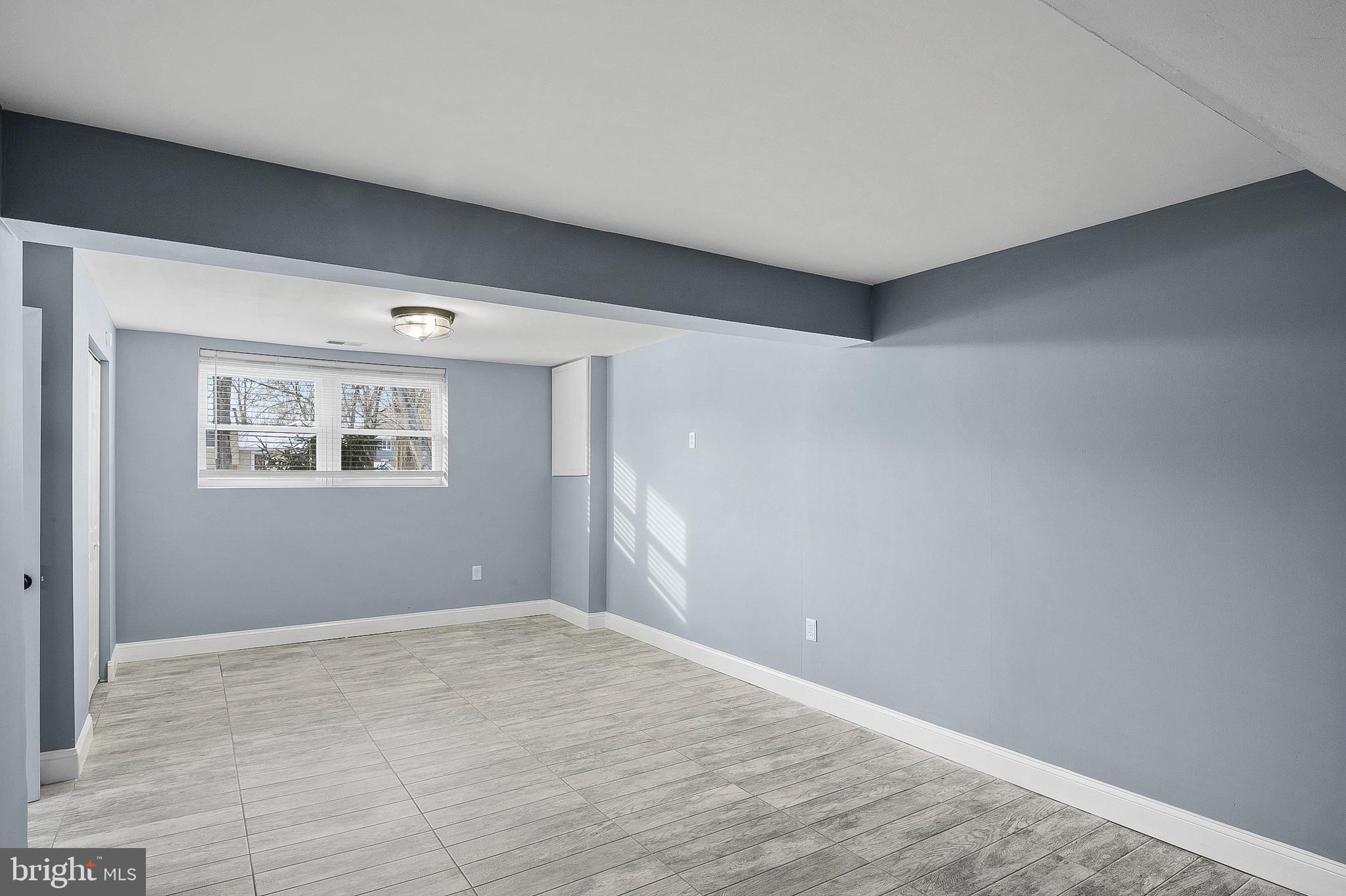 OAKLAND MILLS - Residential