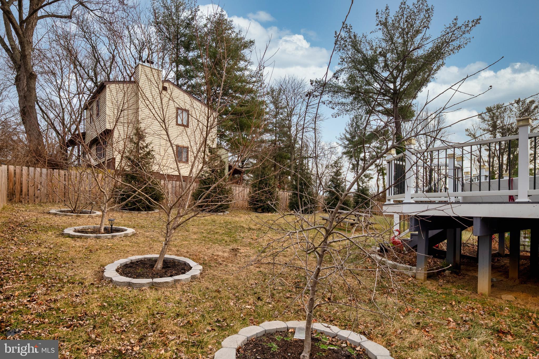 OAKLAND MILLS - Residential