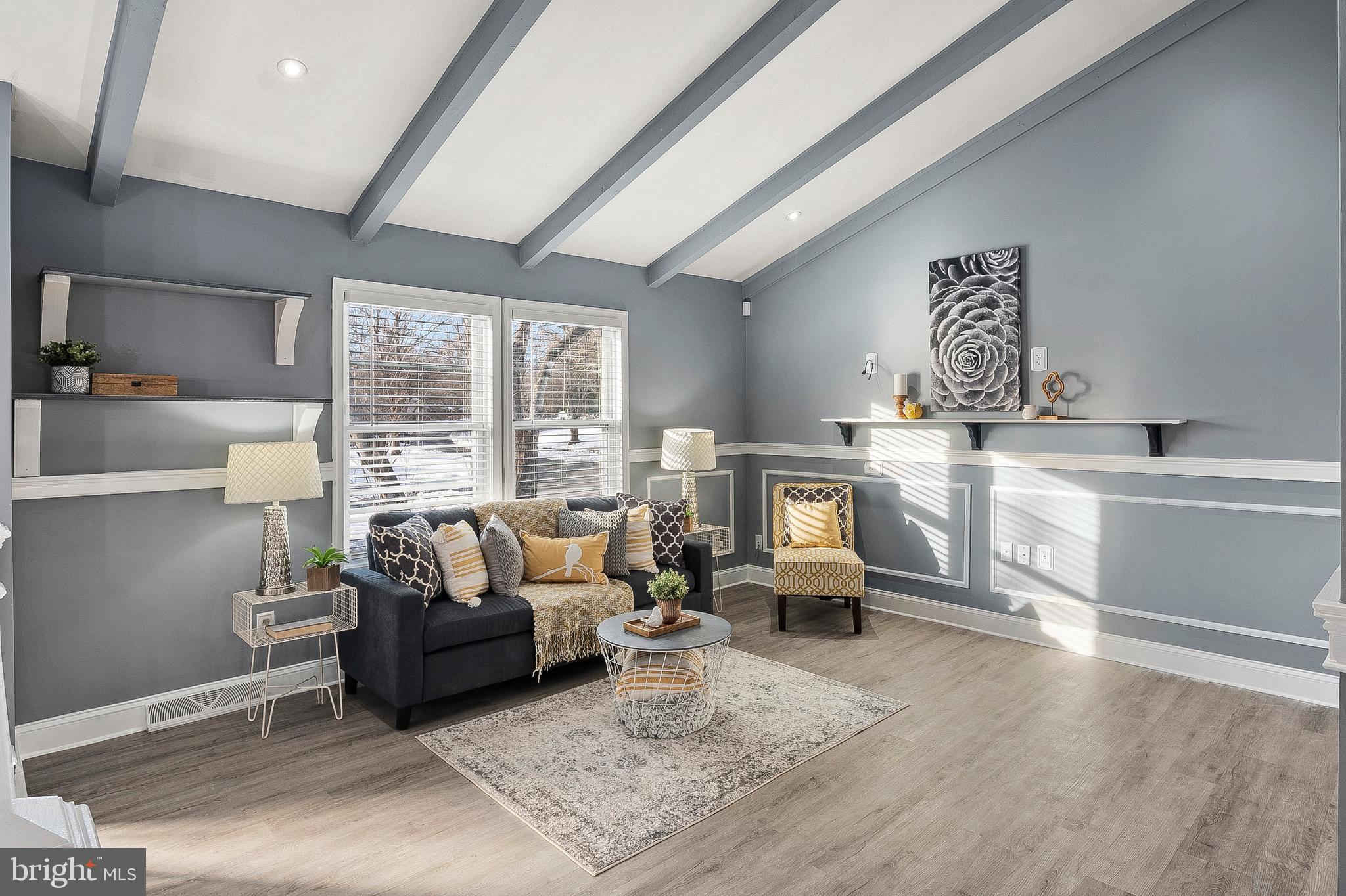 OAKLAND MILLS - Residential