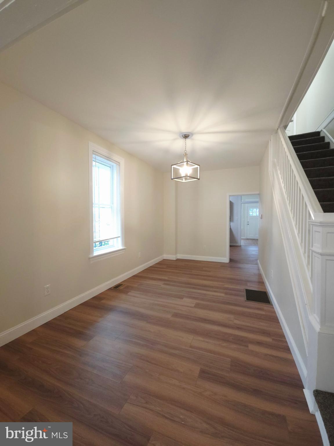 354 S 2ND STREET